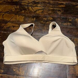 Cacique 40C lightly lined no wire nude wireless  bra